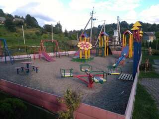 Виллы Hostynnyy Dvir Apartament Hotel Славское Вилла с 2 спальнями-31