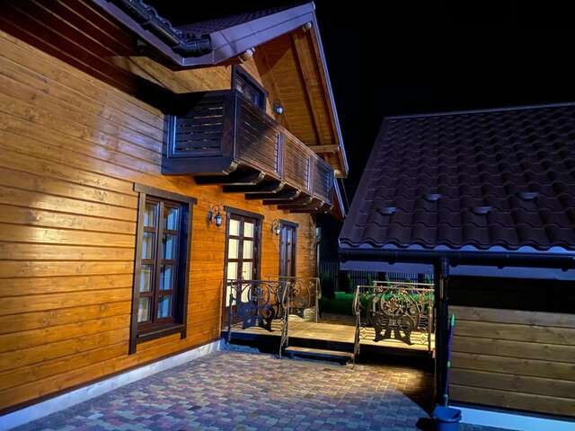 Виллы Hostynnyy Dvir Apartament Hotel Славское-30